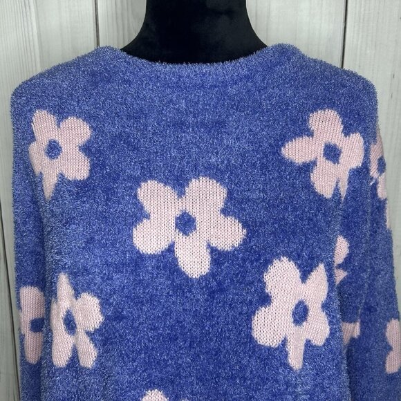 Art Class Fuzzy Flower Printed Sweater Purple Pink Floral Girls Size XXL (18) - Picture 2 of 9